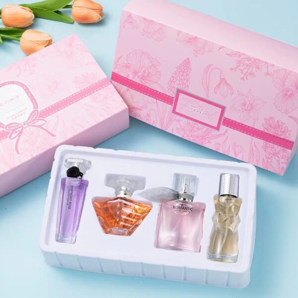 001
Box Perfume [4 in 1]