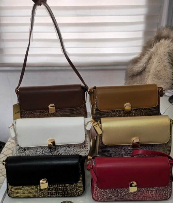001-11 TRENDING BAGS