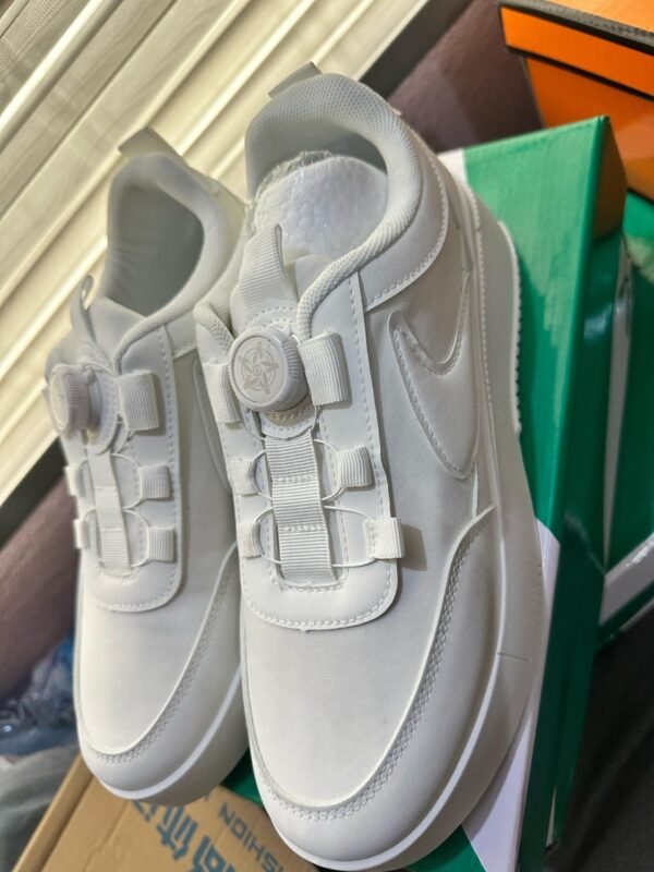 001-4 FEMALE BOXED SNEAKERS - Image 2