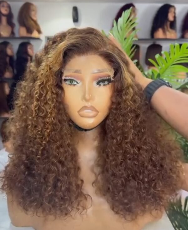 Sassy  curls 5by5